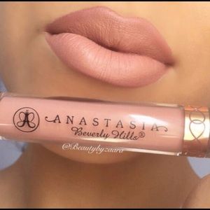 NWT Anastasia Liquid Lipstick, Naked